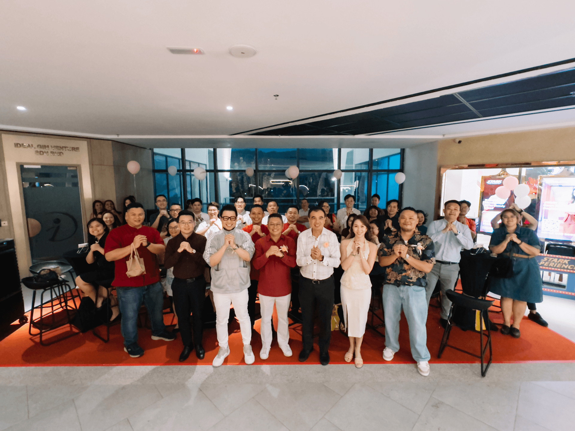 STARK Autograph · Consultants, Media & Lawyers Night