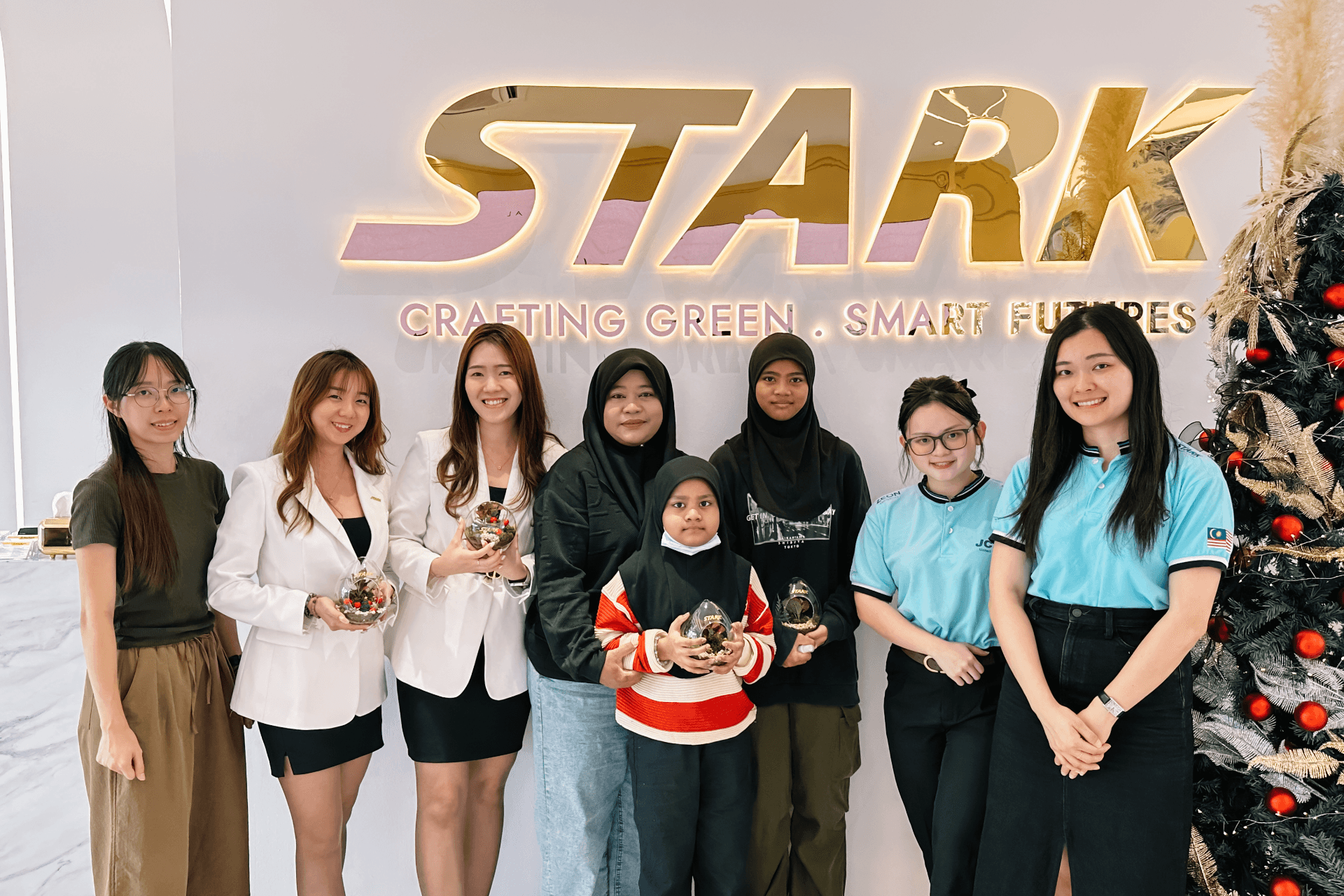 STARK Development携手JCI United Penang与Bunny Hope举办多肉植物工作坊 以绿色疗愈陪伴抗癌儿童与家庭