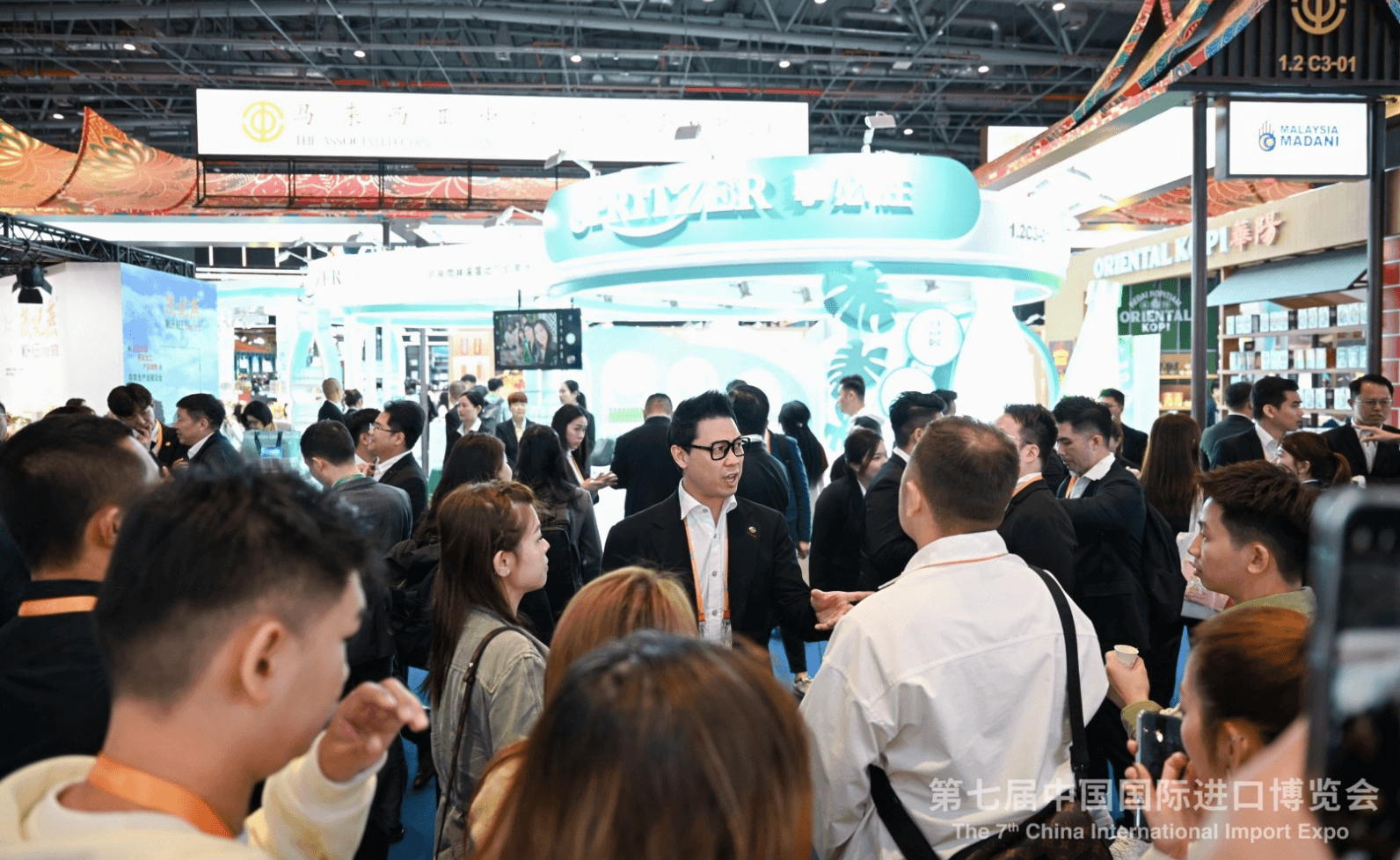 上海壹线： Stark首次参与进博会推广槟城StarkTower及第二家园计划